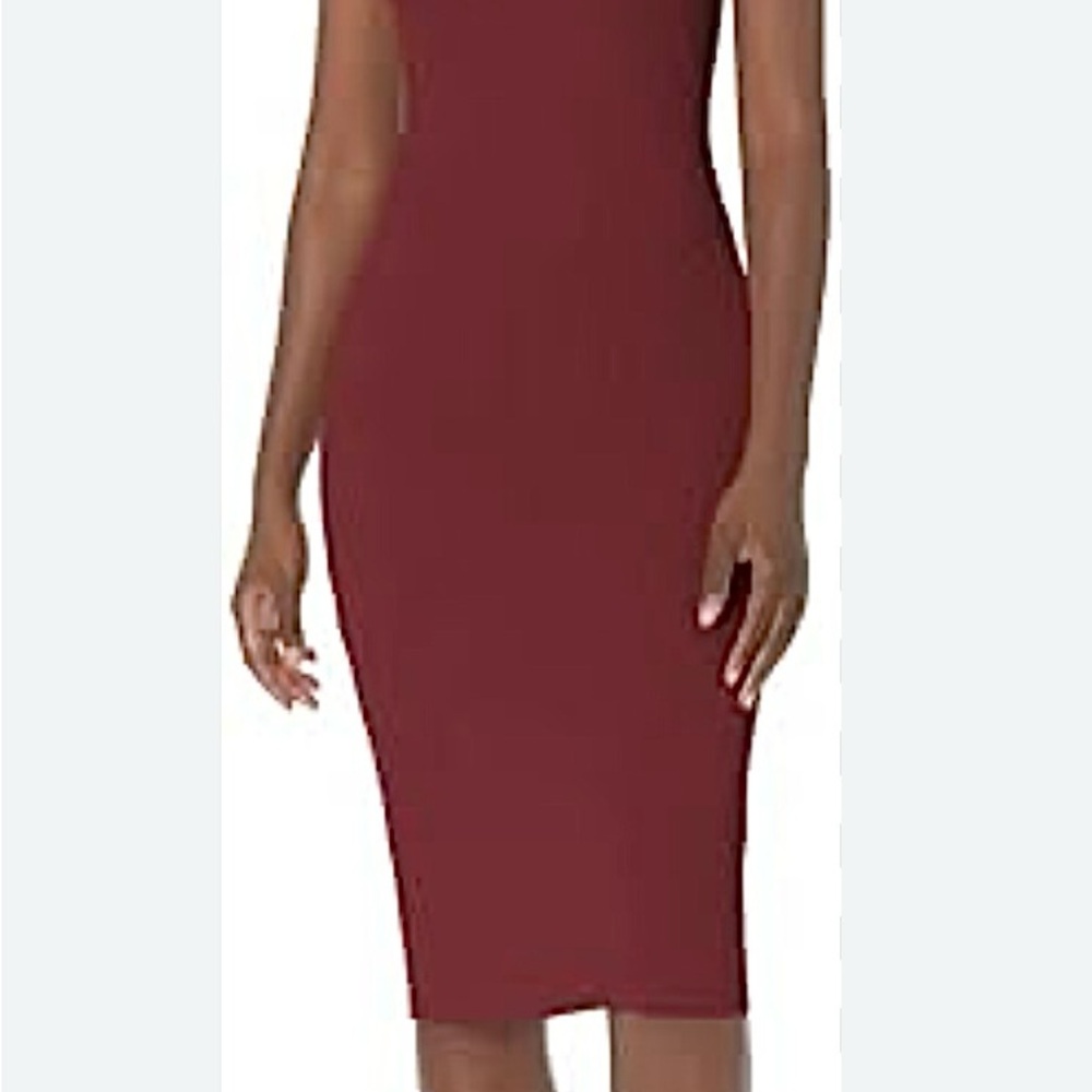 Elegant Burgundy Sleeveless Dress